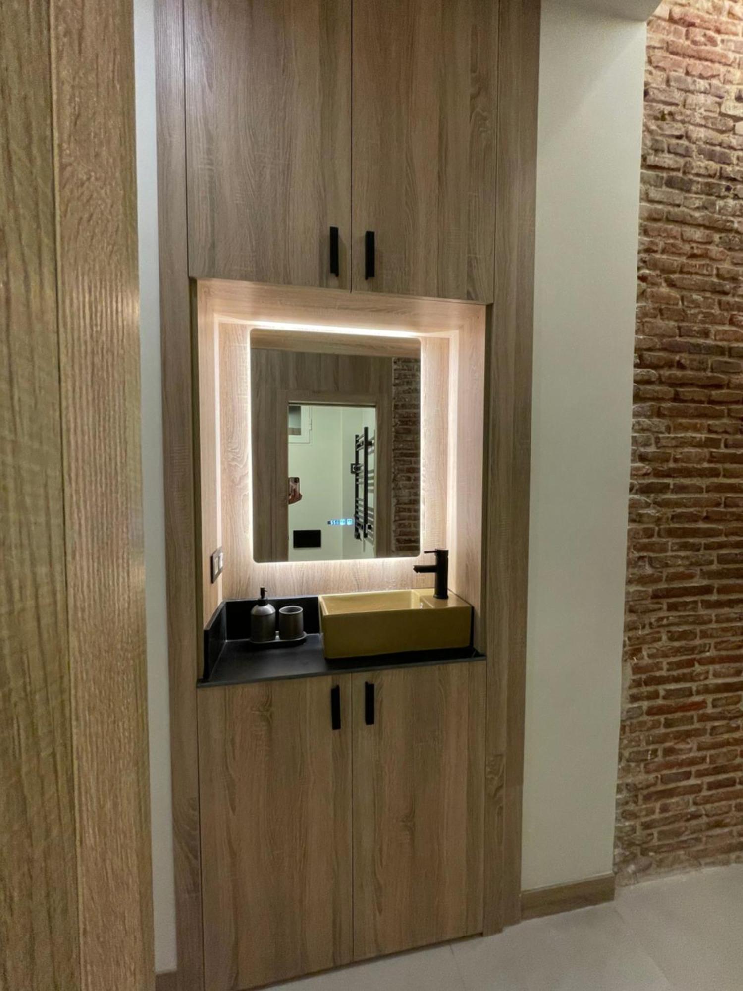 Apartamento Moderno En Edificio Historico Madrid Exterior foto