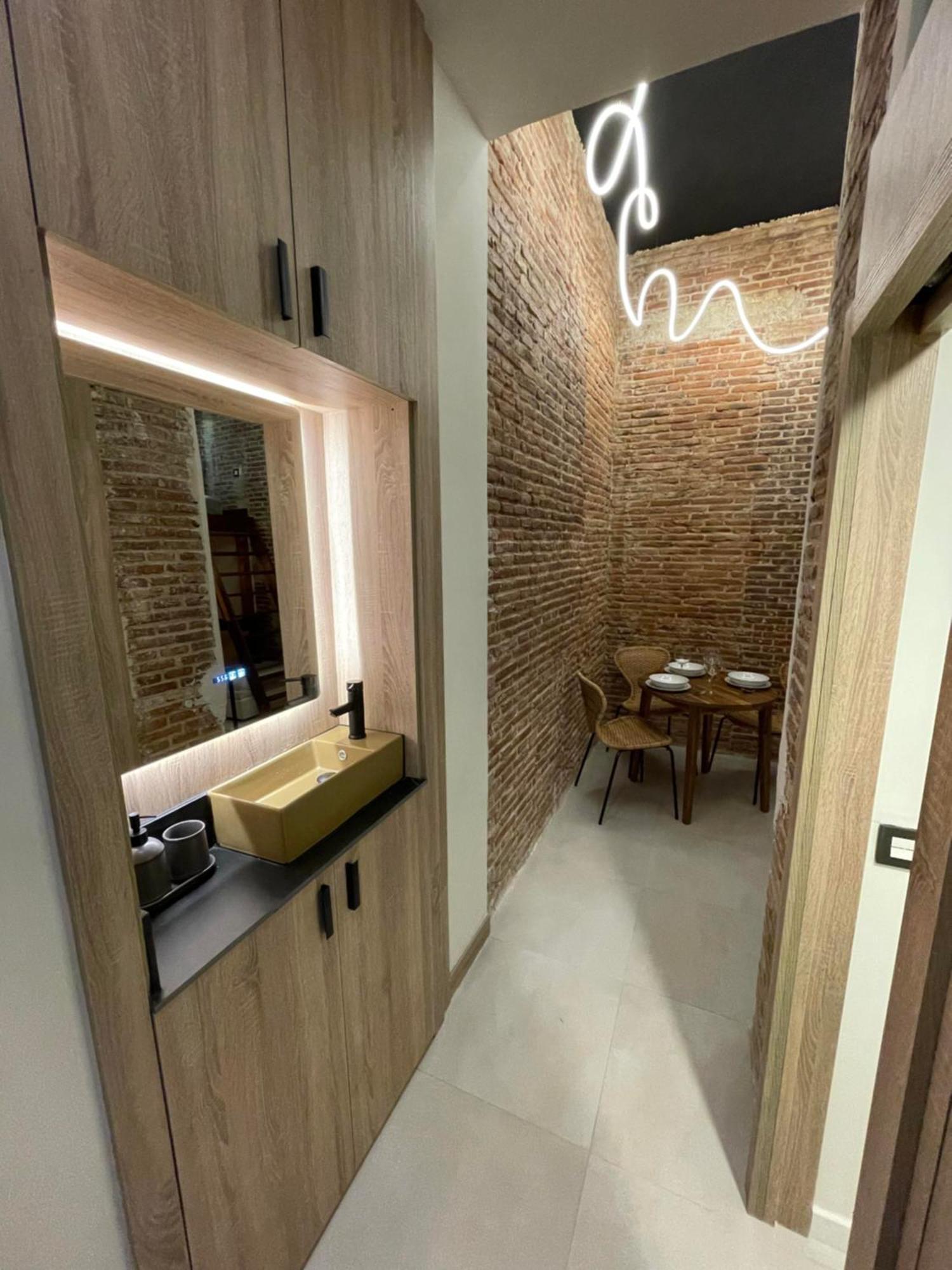Apartamento Moderno En Edificio Historico Madrid Exterior foto